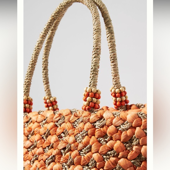 Puffy Raffia Tote Bag - Picture 3 of 3